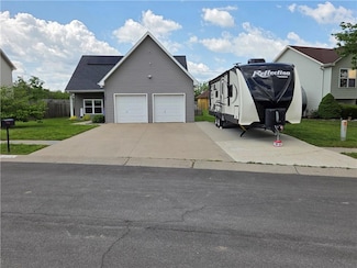 19204 E 15th Terrace Ct N, Independence, MO 64056