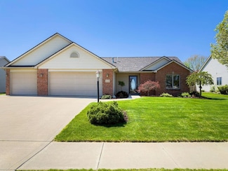 4626 Pinestone Dr, New Haven, IN 46774