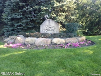 0 Tyrone Trail Unit 20251012607, Fenton, MI 48430
