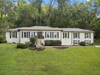 607 Forest Park Dr, Brentwood, TN 37027
