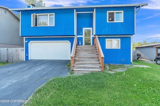 9820 Chelatna Cir, Anchorage, AK 99515