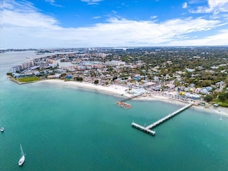 3010 59th St S Unit 212, Gulfport, FL 33707