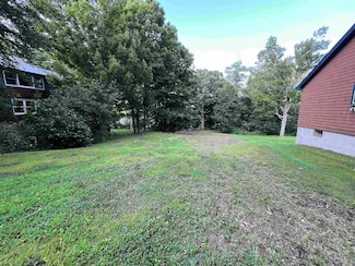 203 Fairview St, Brattleboro, VT 05301