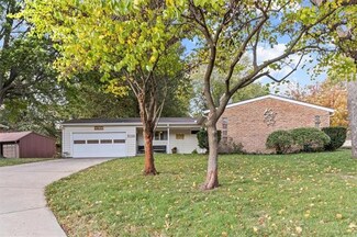 3228 S Norton Ave, Independence, MO 64052