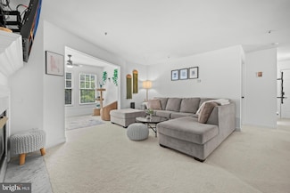 12229 Fairfield House Dr Unit 206A, Fairfax, VA 22033