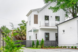 42 Poinsett St Unit B, Charleston, SC 29403