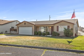 406 S 82nd Ave, Yakima, WA 98908