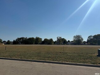 1806 W Keystone Ct, Chillicothe, IL 61523
