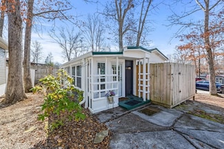 77 Hollow Log Trail, Crossville, TN 38572