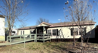 827 Graham Rd, Stroud, OK 74079
