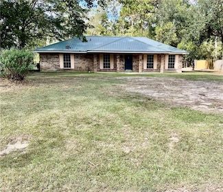 46317 Charles Dr, Hammond, LA 70401