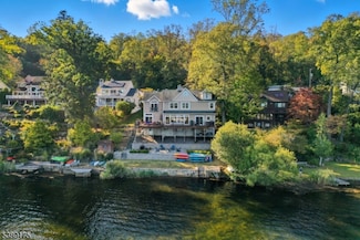 130 Cedar Lake W, Denville, NJ 07834