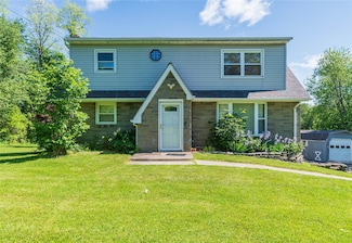 57 E Rock Cut Rd, Walden, NY 12586