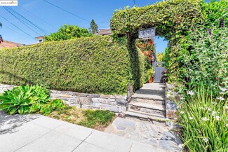6108 Hillegass Ave, Oakland, CA 94618