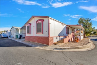 20843 Waalew Rd Unit C94, Apple Valley, CA 92307