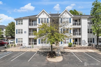1312 Waterford Dr, Edison, NJ 08817