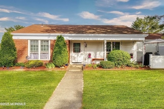 467A Chelsea Ct, Manchester, NJ 08759