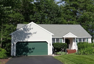 1 Trent Rd, Hooksett, NH 03106