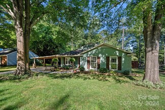 6320 Pineburr Rd, Charlotte, NC 28211