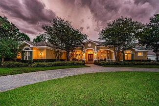 8867 Bayberry Cir N, Pinellas Park, FL 33782