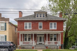 5342 Main St, Stephens City, VA 22655