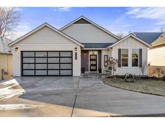 12305 NE 13th Ave, Vancouver, WA 98685