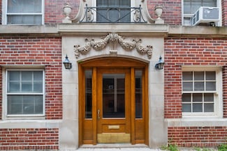 1424 E 58th St Unit 3, Chicago, IL 60637