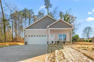 5816 Nylon Dr, Winston-Salem, NC 27105