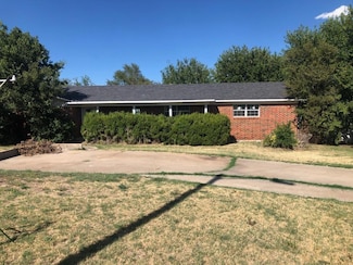 602 N Cypress, McLean, TX 79057