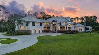 2263 Coach House Ln, Naples, FL 34105