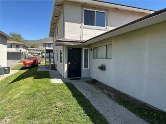 3532 Rainbow Ln Unit 2, Highland, CA 92346