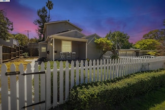 2019 E St, Hayward, CA 94541