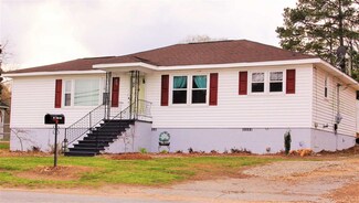 174 S Linda St, Cowpens, SC 29330