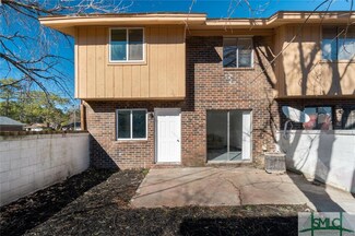 3 Lewis Dr, Savannah, GA 31406