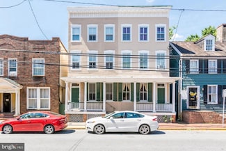 151 Duke of Gloucester St, Annapolis, MD 21401