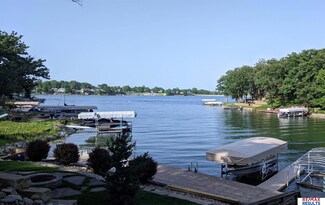 8880 Greenwood Rd, Plattsmouth, NE 68048