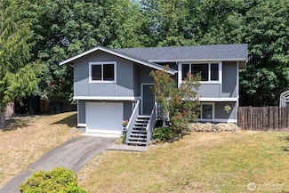 1405 Canyon Ct, Port Orchard, WA 98366