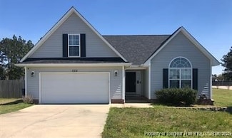 839 Americana Dr, Raeford, NC 28376