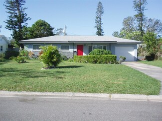1170 64th Ave S, Saint Petersburg, FL 33705