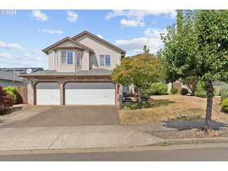 12725 Kafton Terrace, Oregon City, OR 97045
