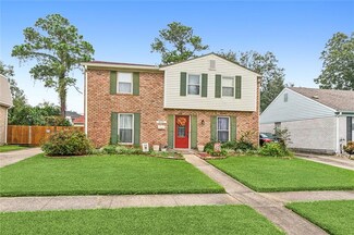 2121 N Lexington Ave, Gretna, LA 70056