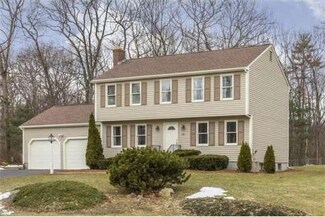40 Westcott Rd, Hopedale, MA 01747