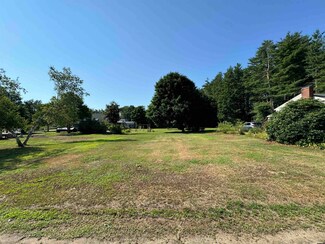 48 Old Rochester Rd, Dover, NH 03820