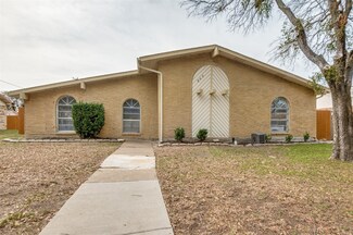 849 Timberdale St, Grand Prairie, TX 75052