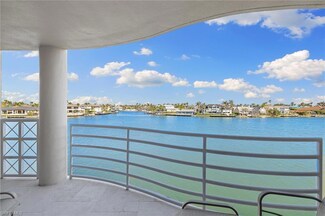 4560 Gulf Shore Blvd N Unit 3-243, Naples, FL 34103