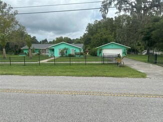 9811 Osceola Dr, New Port Richey, FL 34654