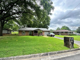 804 Heritage Cir, Dalton, GA 30721