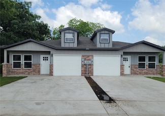 3200 King St, Greenville, TX 75401