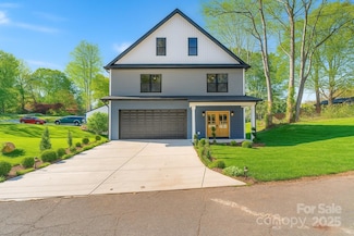 908 30th Avenue Dr NW, Hickory, NC 28601