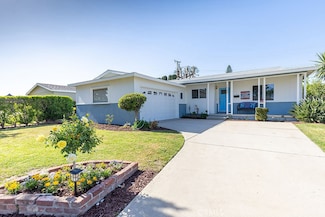 1537 E Brookdale Place, Fullerton, CA 92831